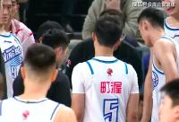 168娱乐网：40分惨案！CBA夺冠热门重回第一！全队7人得分上双，阿不都26+4