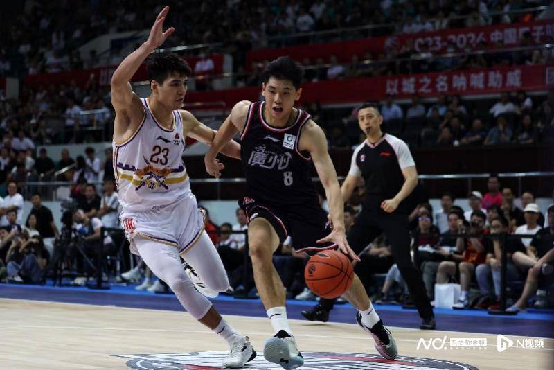 CBA:广州龙狮新星崔永熙获评CBA月度最佳防守球员