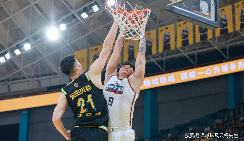 CBA:CBA常规赛：浙江广厦大战南京队CBA，孙铭徽砍下21分15次助攻助阵