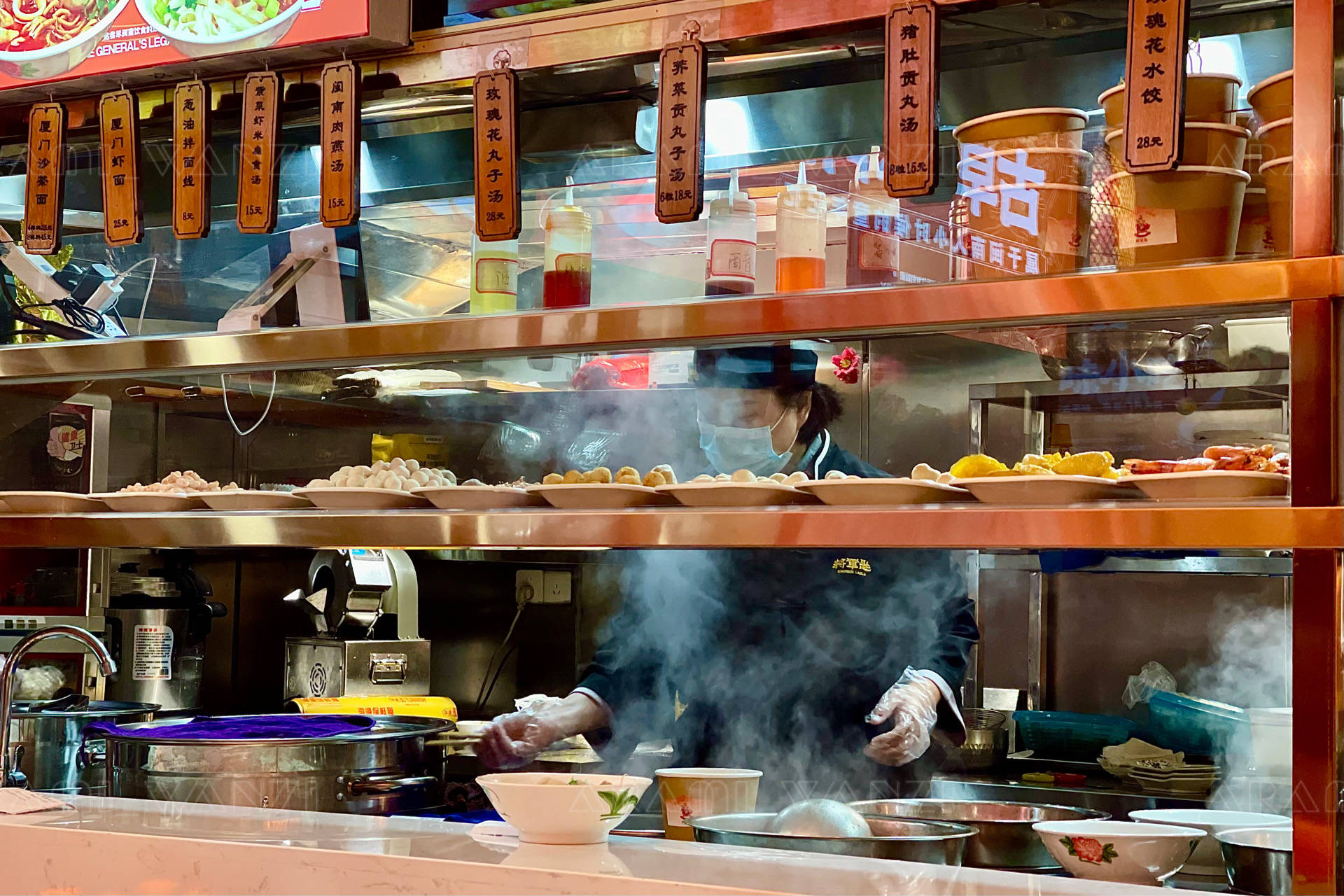 美食:曾厝垵美食新地标美食，一站式体验厦门民俗文化和地道闽南小吃