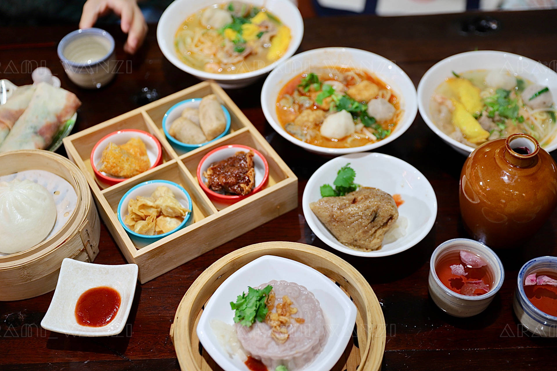 美食:曾厝垵美食新地标美食，一站式体验厦门民俗文化和地道闽南小吃