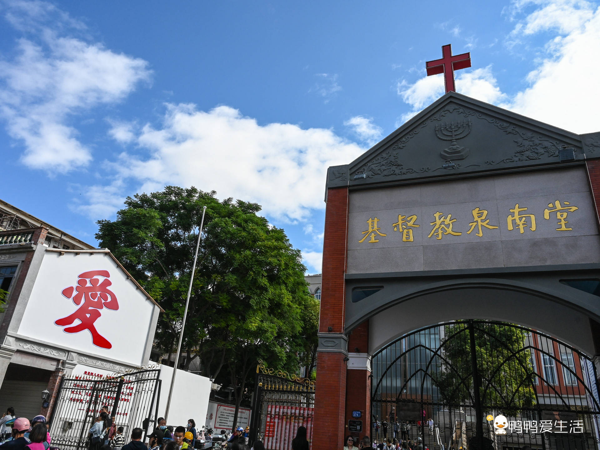 美食:泉州旅行：不只有西街美食，这条连排式骑楼建筑商业街藏美食美景