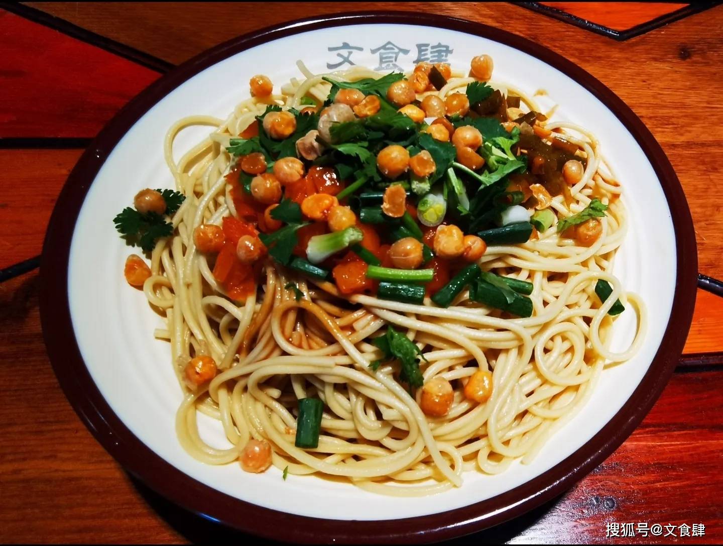 美食:保定美食侦探：文食肆热干面美食，鲜香味美，一款不可错过的宝藏美食