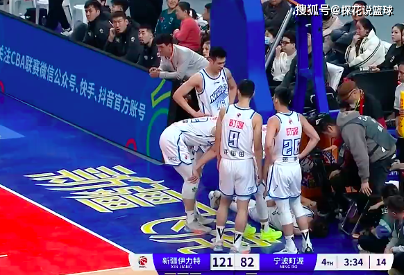 CBA:40分惨案！CBA夺冠热门重回第一！全队7人得分上双CBA，阿不都26+4