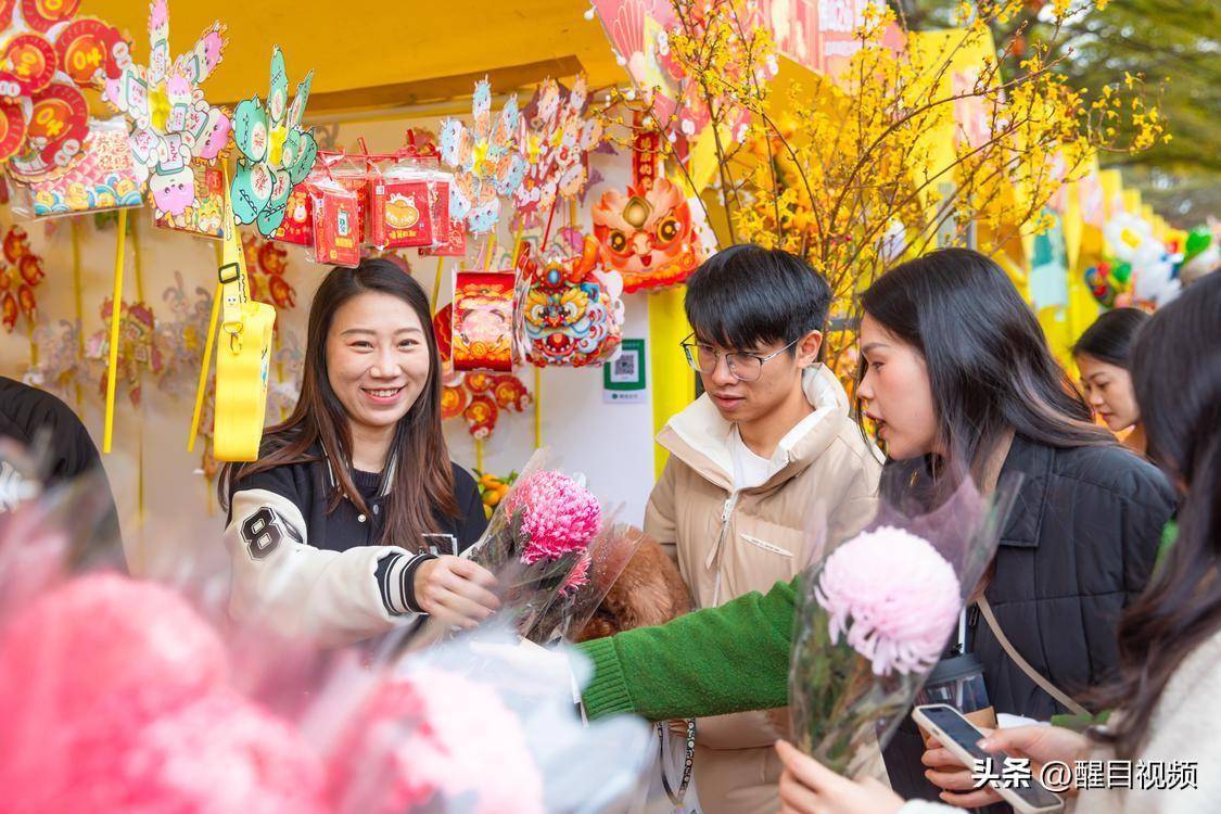 美食:图集 | 逛花市品美食看表演——2024文华迎春花市人潮涌动