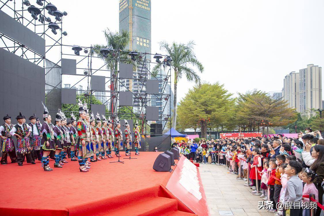 美食:图集 | 逛花市品美食看表演——2024文华迎春花市人潮涌动