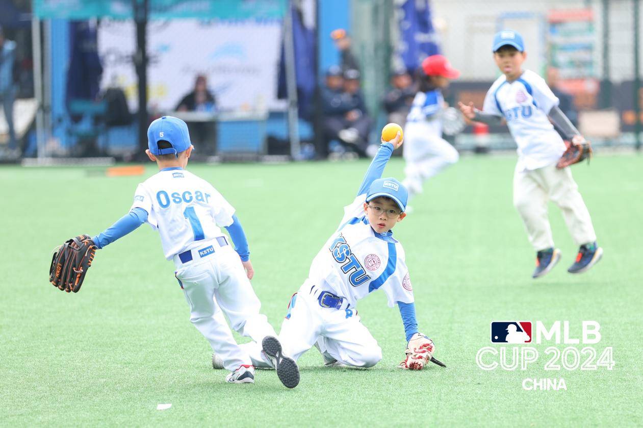 棒球:2024青少年棒球公开赛春季赛在沪启程 37支队伍上演精彩对决