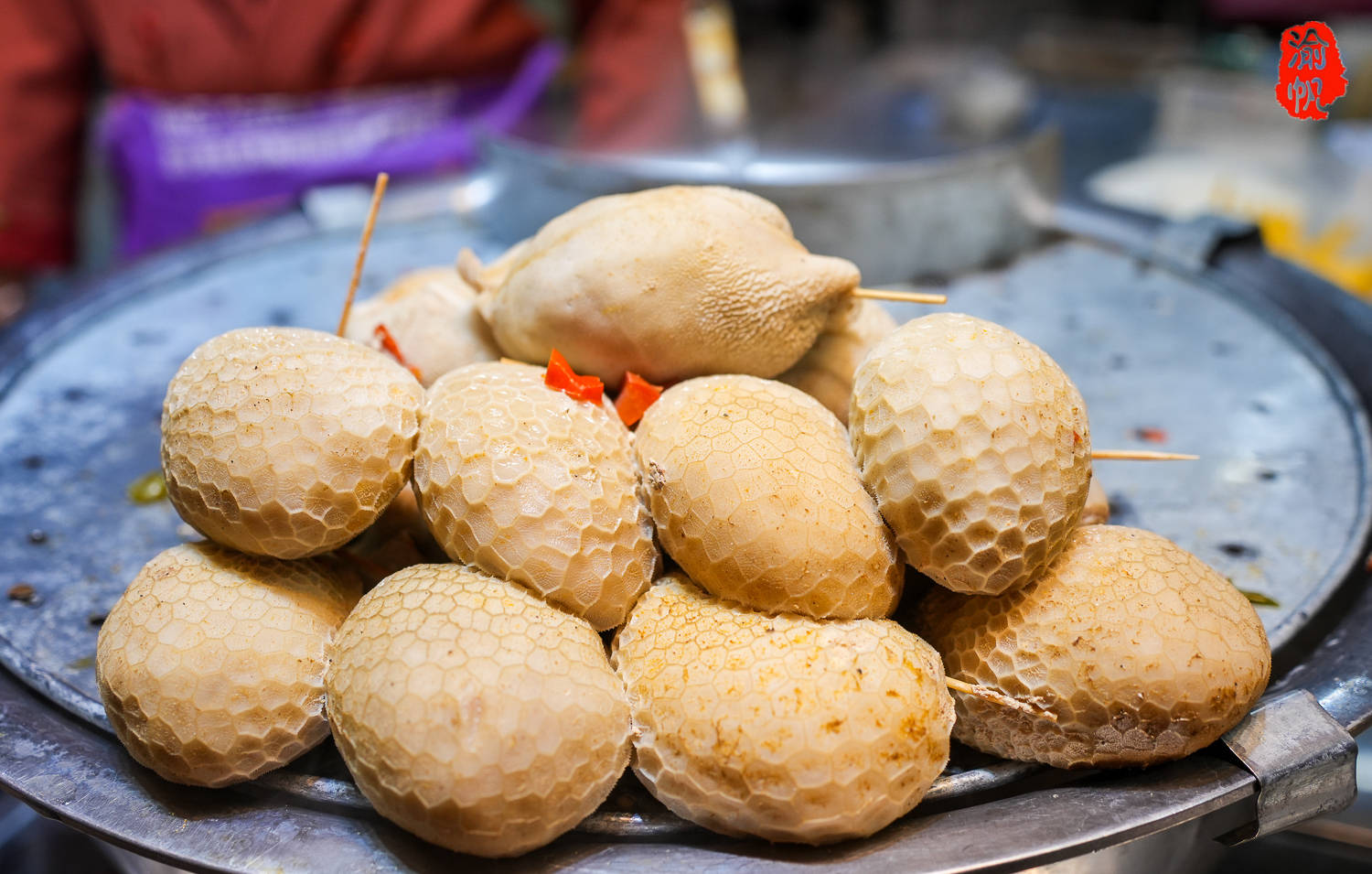 美食:阿克苏老街夜市：品特色美食美食，赏民族歌舞，堪称西部夜生活之典范