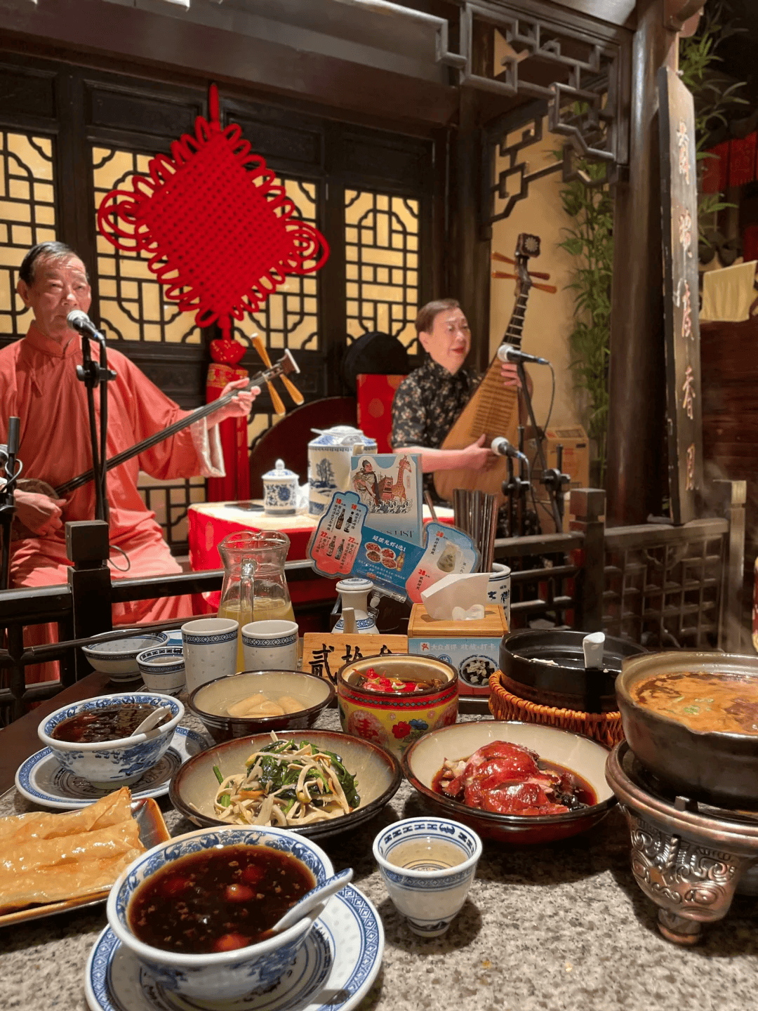 美食:花筑奢 | 在享受评弹体验的同时美食，来苏州品味各色美食吧！