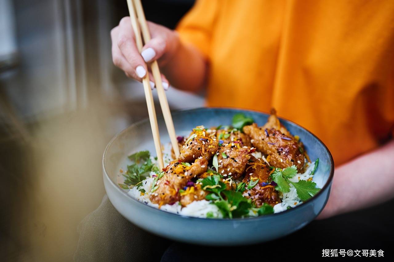 美食:家常美食探秘：秘制红烧排骨的烹饪艺术